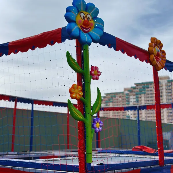 Cama Elástica Brinquedo Atração Radical Play Park em Olímpia São Paulo